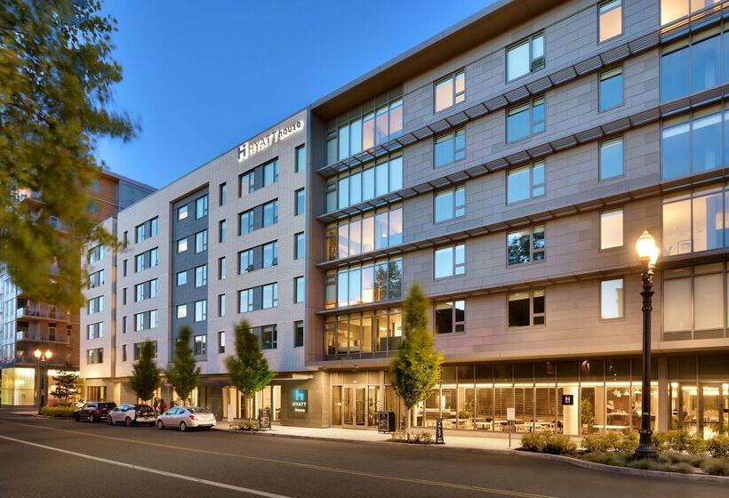 Отель Hyatt House Portland/downtown