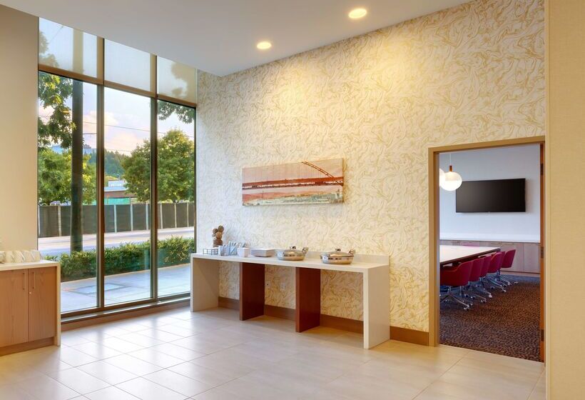 Отель Hyatt House Portland/downtown