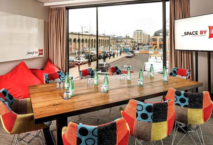 酒店 Ibis Cambridge Central Station