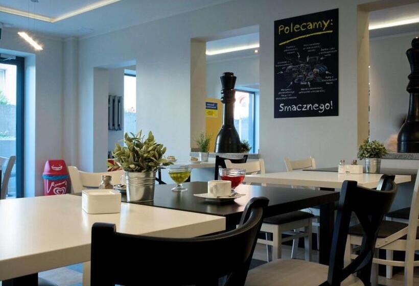 هتل Ibis Styles Gniezno Stare Miasto