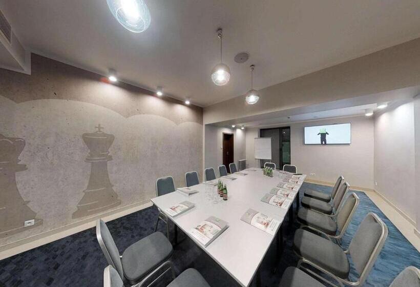 هتل Ibis Styles Gniezno Stare Miasto