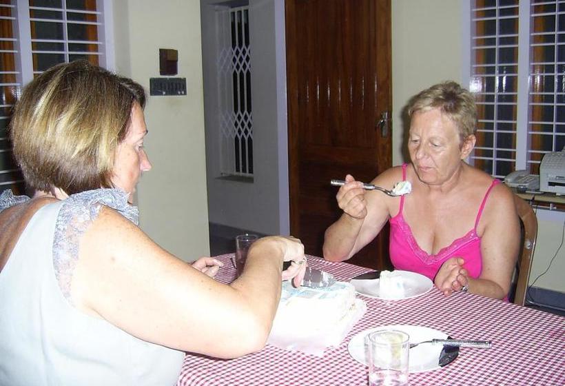 Hotel Karthika Plaza Resort Varkala