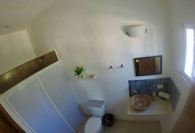 هتل Kiramar Los Peyotes