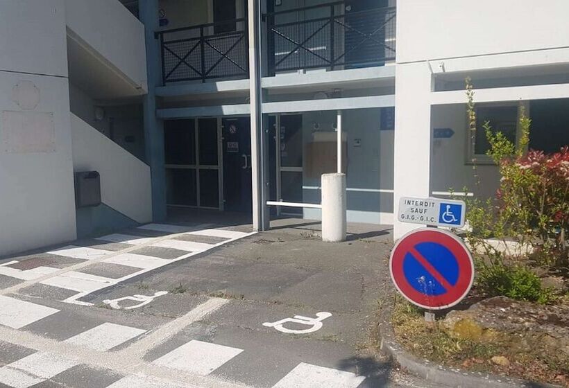 酒店 Kyriad Direct Poitiers  Gare Du Futuroscope