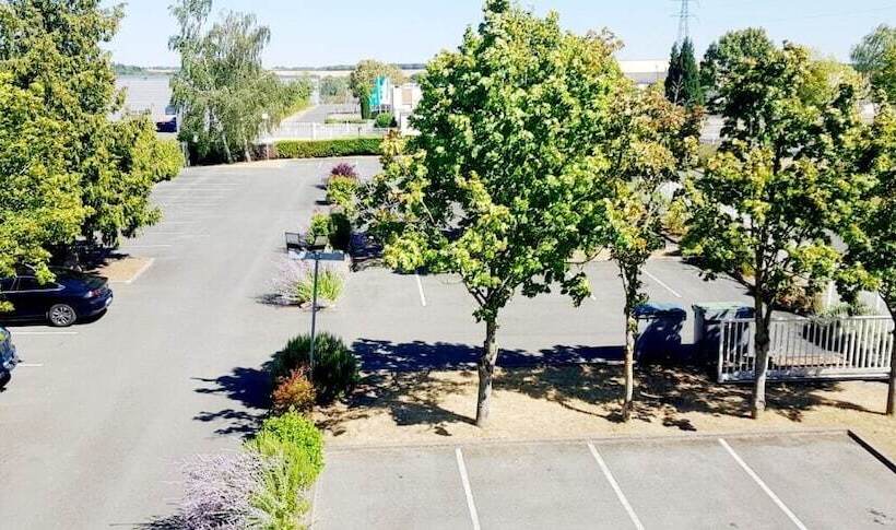 酒店 Kyriad Direct Poitiers  Gare Du Futuroscope