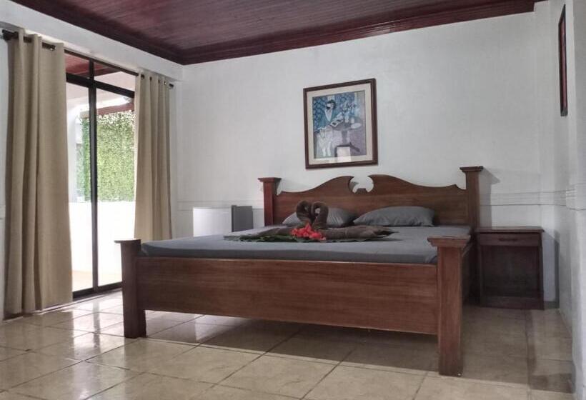 בית מלון כפרי The Lotus Garden