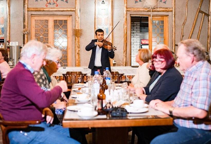 בית מלון כפרי Malika Bukhara