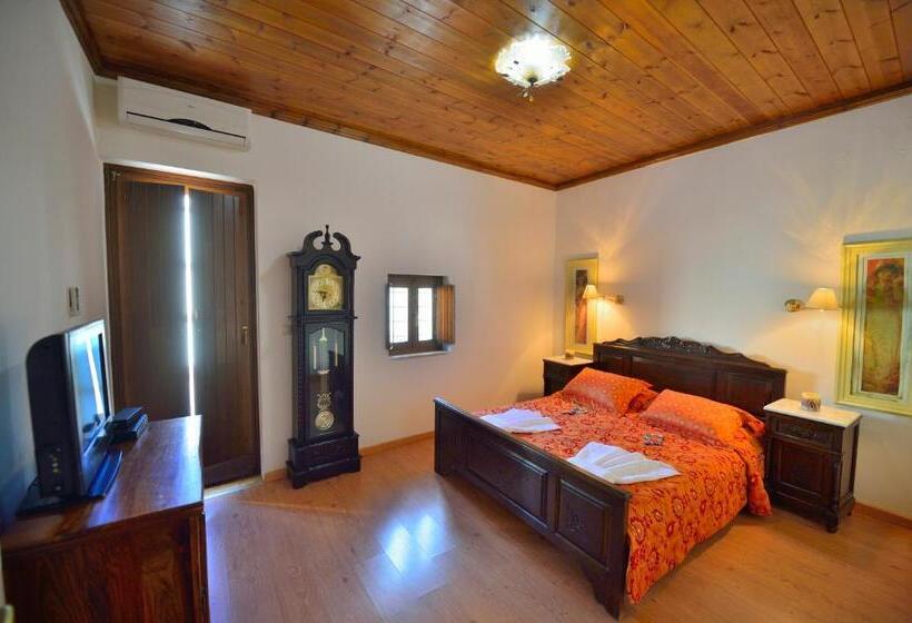 בית מלון כפרי Maria Villas