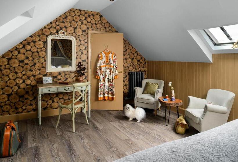 Meikleour Arms Hotel And Restaurant