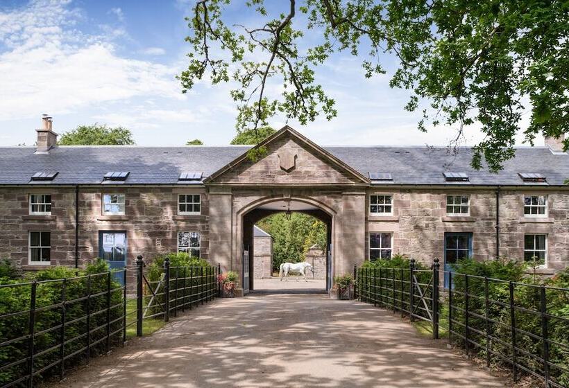 Meikleour Arms Hotel And Restaurant