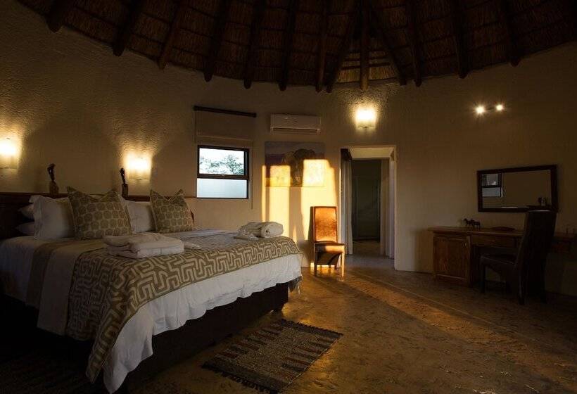 בית מלון כפרי Mopane Bush Lodge