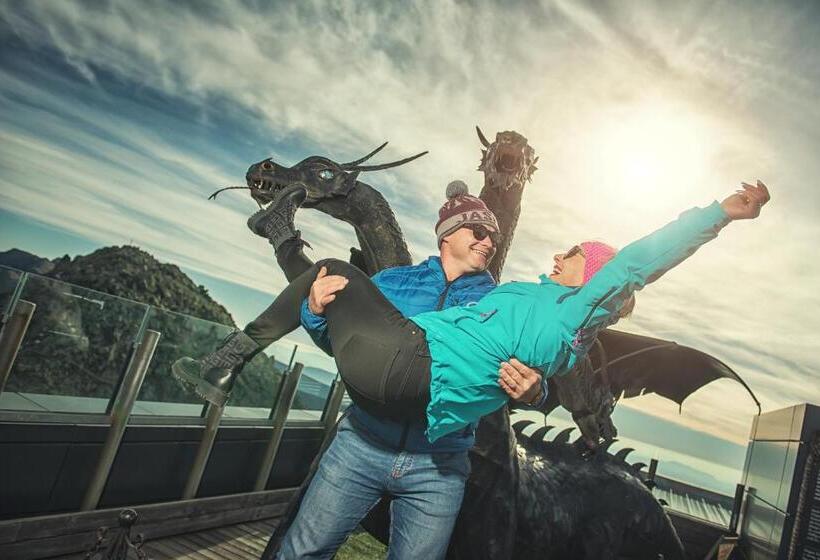 فندق Noc Na Chopku, Rotunda