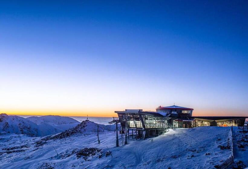 فندق Noc Na Chopku, Rotunda