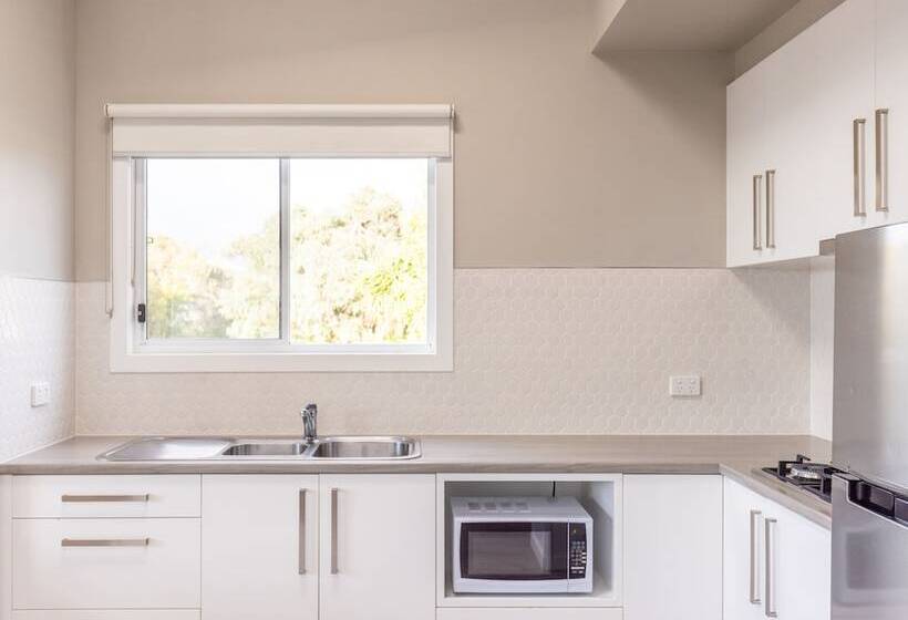 فندق Nrma Portland Bay Holiday Park