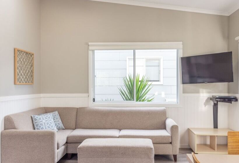 فندق Nrma Portland Bay Holiday Park