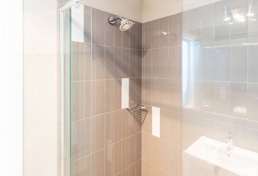 فندق Nrma Portland Bay Holiday Park