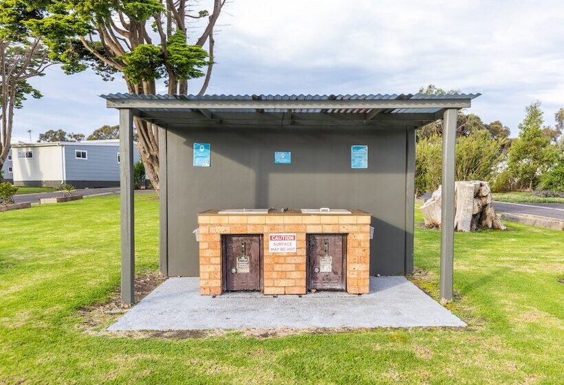 فندق Nrma Portland Bay Holiday Park