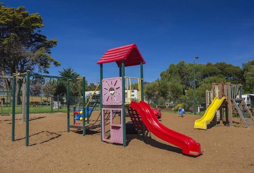 בית מלון כפרי Nrma Portland Bay Holiday Park