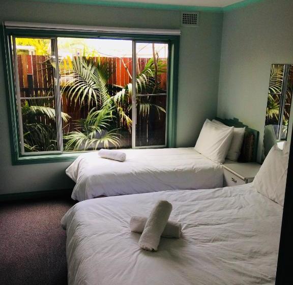 בית מלון כפרי Olympic Lodge Narooma