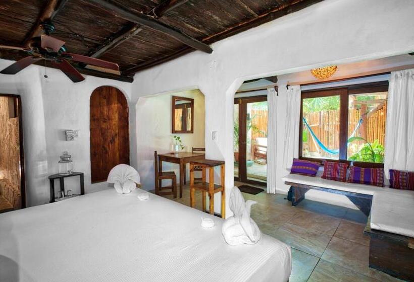 هتل Playa Canek Beachfront Eco