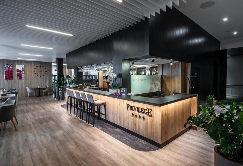 هتل Privilege