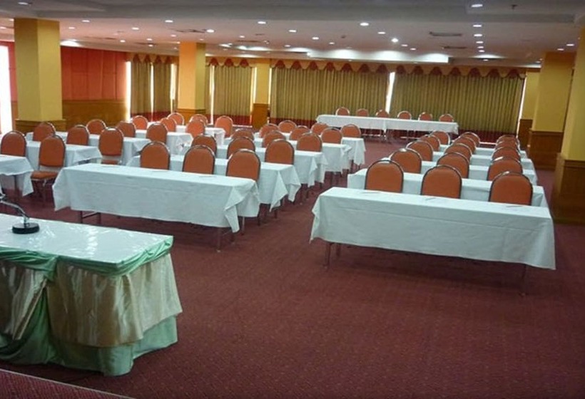 Отель Punjadara