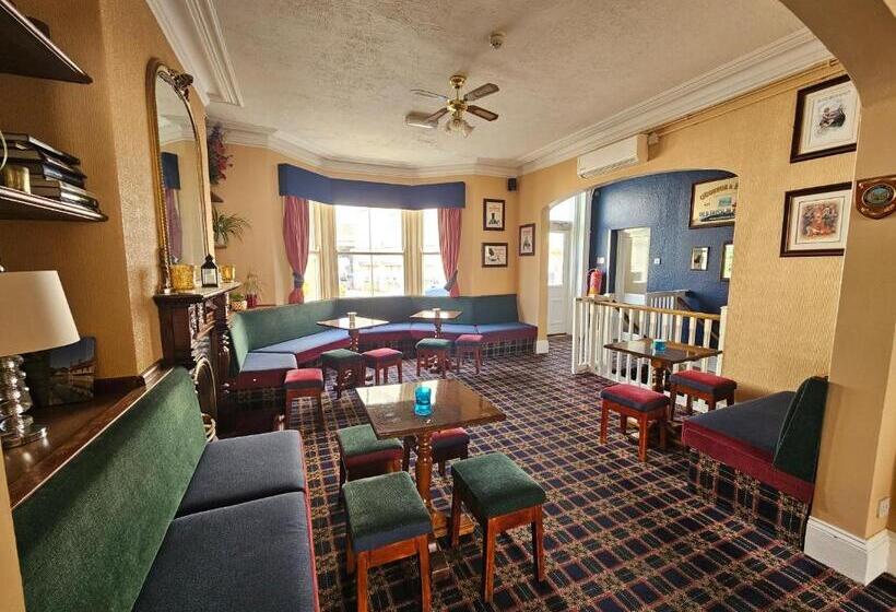 Rivelyn Hotel Bar & Restaurant