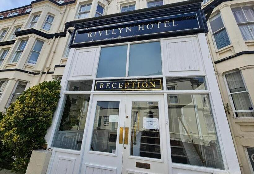 Rivelyn Hotel Bar & Restaurant