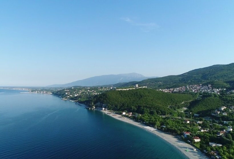 ホテル Sintrivanis Beach Resort