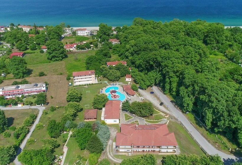 ホテル Sintrivanis Beach Resort