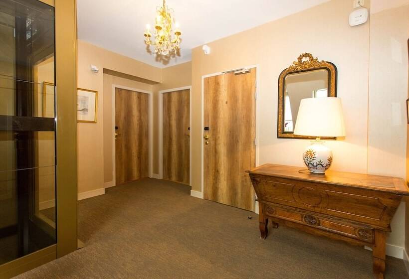 هتل Spa  Au Charme Rabelaisien