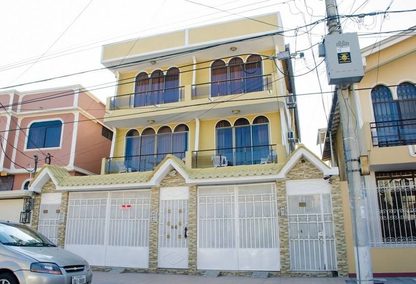 هتل Suites & Aparments By Goya