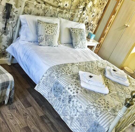 ホテル The Hand At Llanarmon