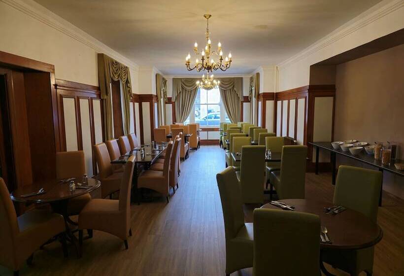 Отель The National