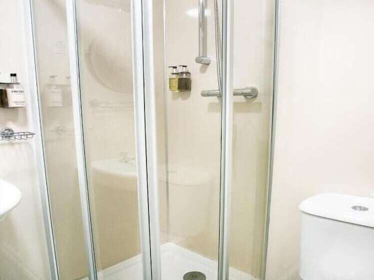 Отель The National