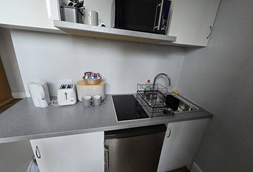 Отель The National