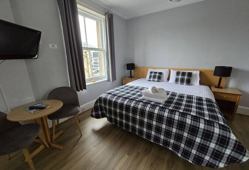 Отель The National