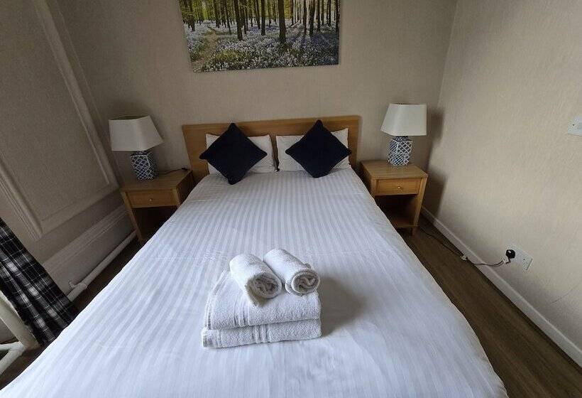 Отель The National