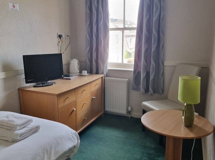 Отель The National