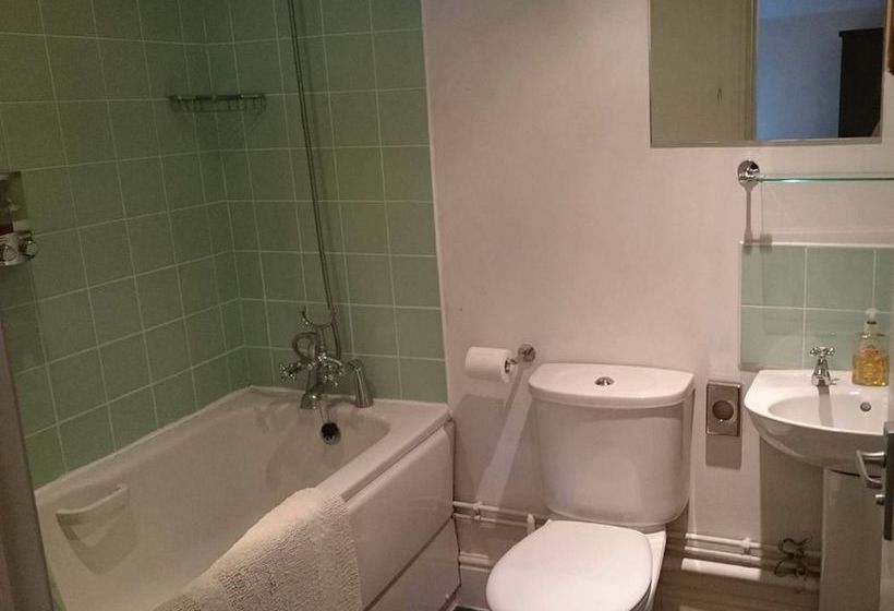 فندق The Red Lion Faringdon