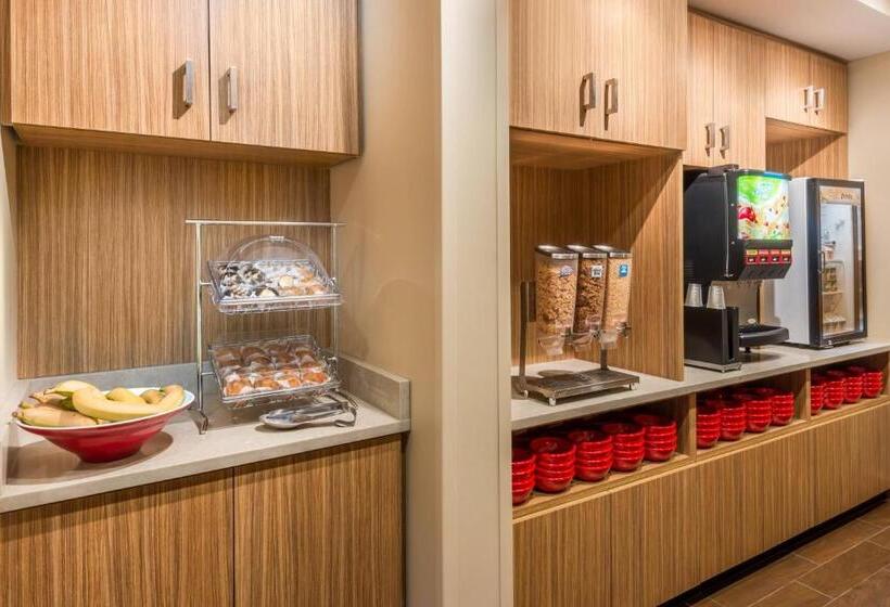 ホテル Towneplace Suites By Marriott Latham Albany Airport