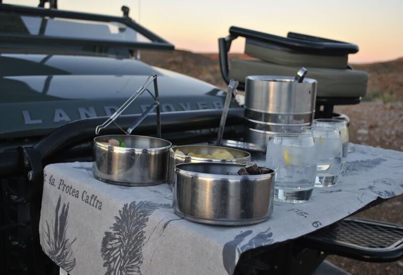 ホテル Tutwa Desert Lodge