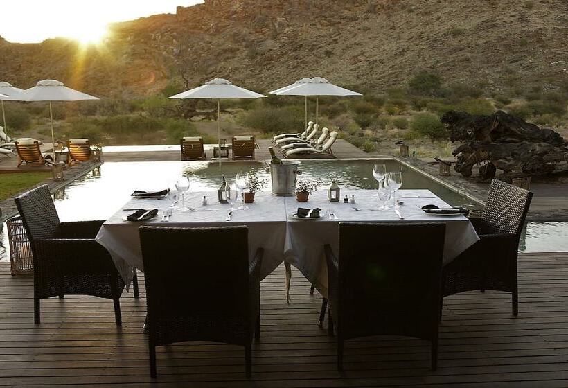 ホテル Tutwa Desert Lodge