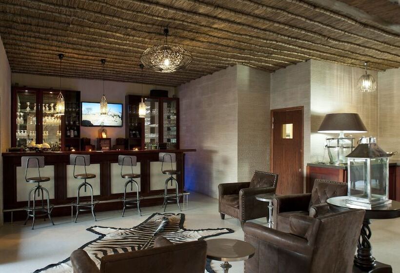 בית מלון כפרי Tutwa Desert Lodge