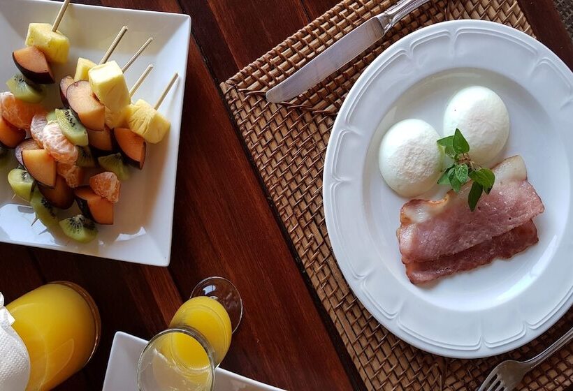 ホテル Tutwa Desert Lodge