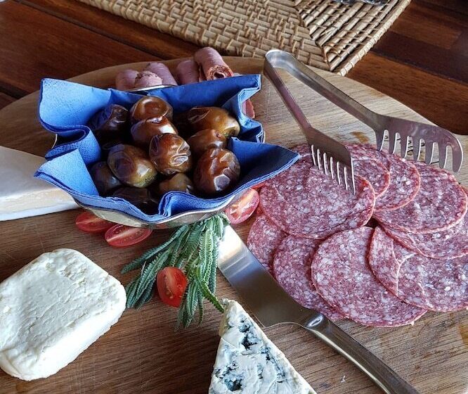 בית מלון כפרי Tutwa Desert Lodge