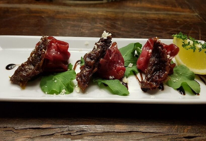 ホテル Tutwa Desert Lodge