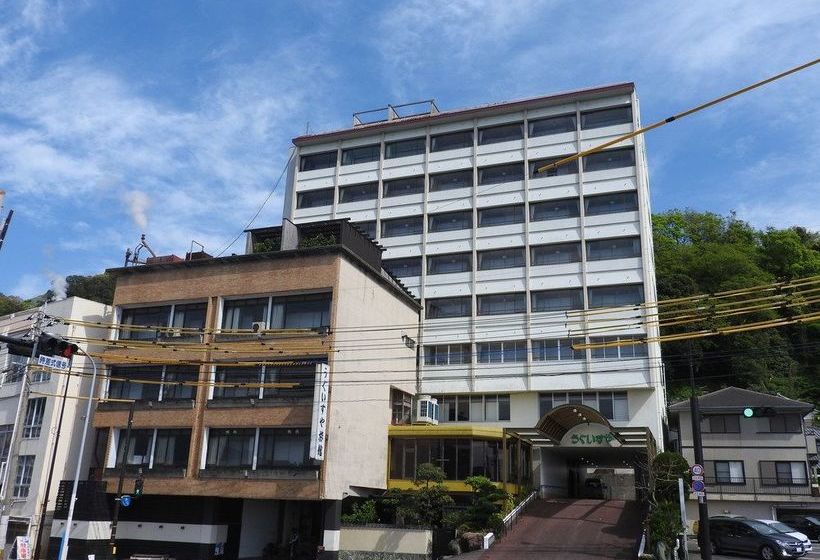 فندق Uguisuya Ryokan