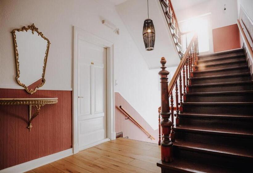 Отель Villa Ems