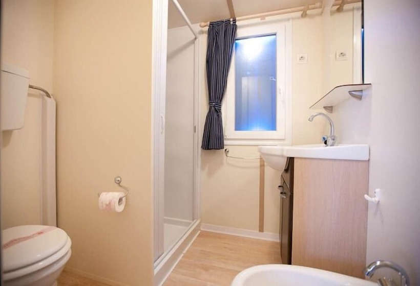 هتل Camping Blu Fantasy